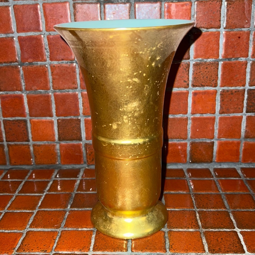 Pickard China Porcelain Gold Vase